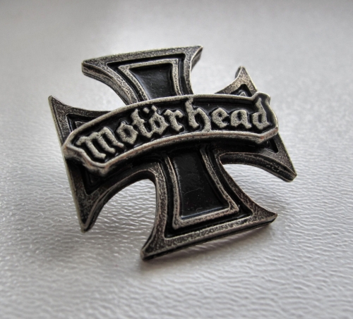 MOTORHEAD - Iron Cross --- Metal Pin.JPG