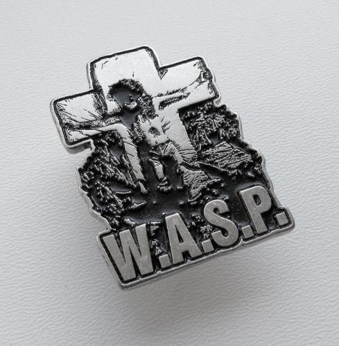 WASP - The Crimson Idol -- metal pin.JPG