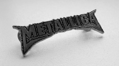 METALLICA - Logo -- Metal Pin.JPG