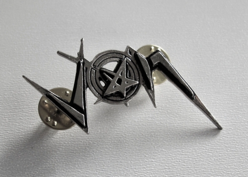 VON -- metal pin.JPG