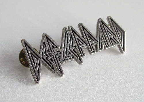 DEF LEPPARD - Logo --- Metal Pin.JPG