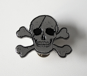 Przypinka SKULL AND BONES
