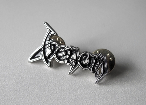 VENOM -- metal pin.JPG