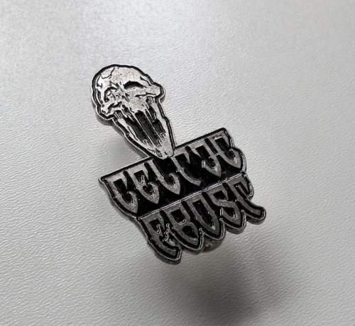 CELTIC FROST - Screaming Skull -- metal pin.JPG