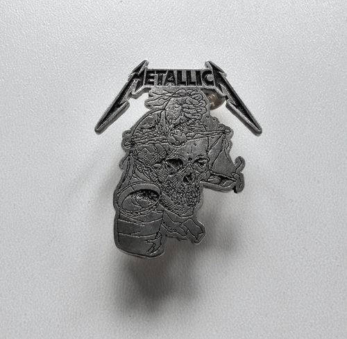 METALLICA - Damage Justice -- metal pin.JPG
