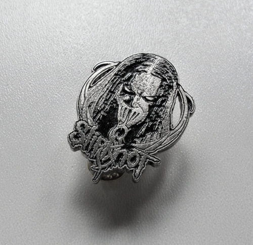 SLIPKNOT - Mike -- metal pin.JPG
