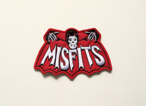 MISFITS - Red Bat --- Embroidered Patch.JPG
