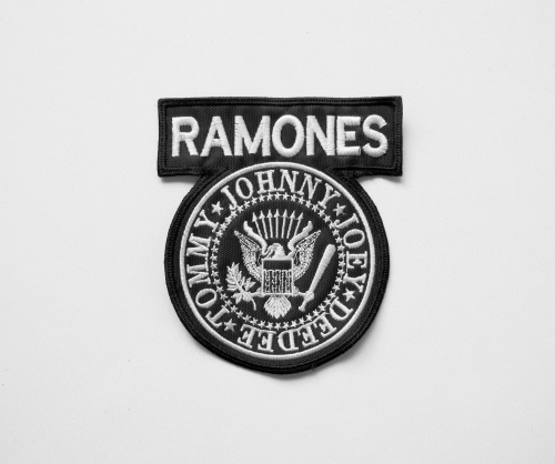 RAMONES  - Logo  --- Embroidered Patch.JPG