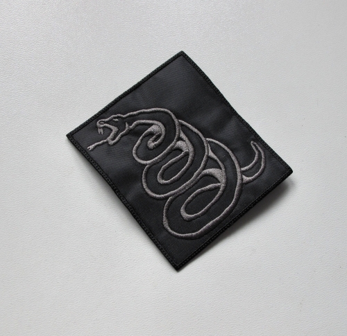 METALLICA - Black Album --- Embroidered Patch.JPG