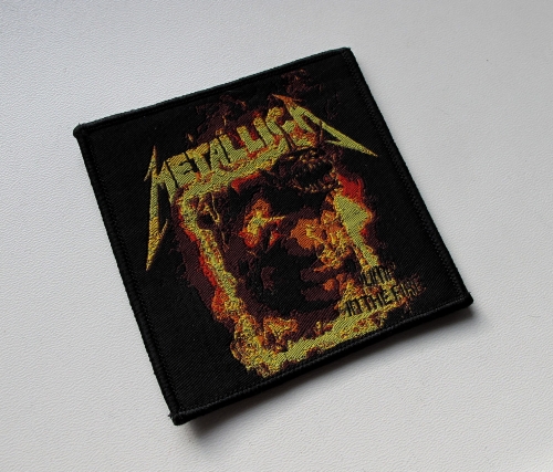 METALLICA - Jump In The Fire -- Woven Patch.JPG