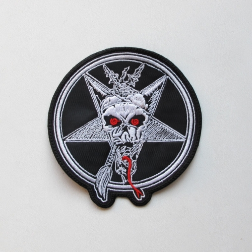 TESTAMENT - The Legacy [circle]  --- Embroidered Patch.JPG