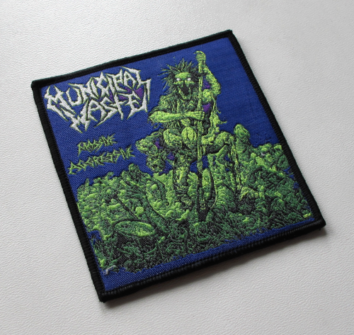 MUNICIPAL WASTE - Massive Aggresive [black].png