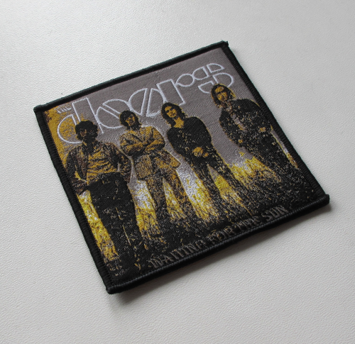 THE DOORS - Waiting For The Sun [black].png