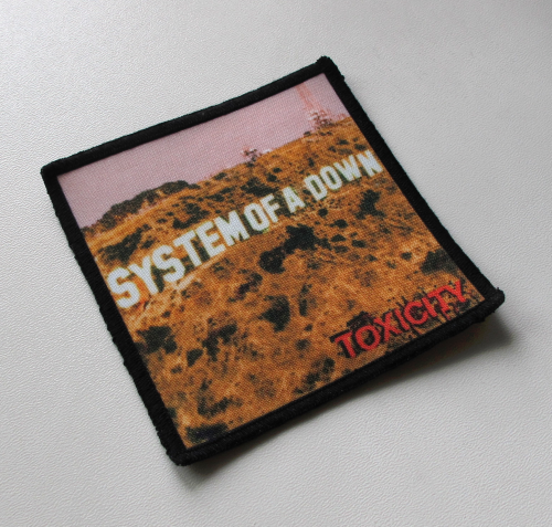 SYSTEM OF A DOWN - Toxicity.png
