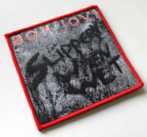 Naszywka BON JOVI - Slippery When Wet [red]