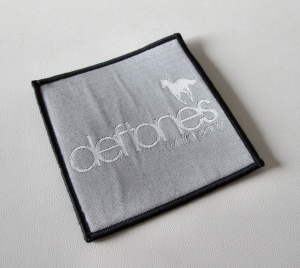 Naszywka Tkana DEFTONES - White Pony [gray]